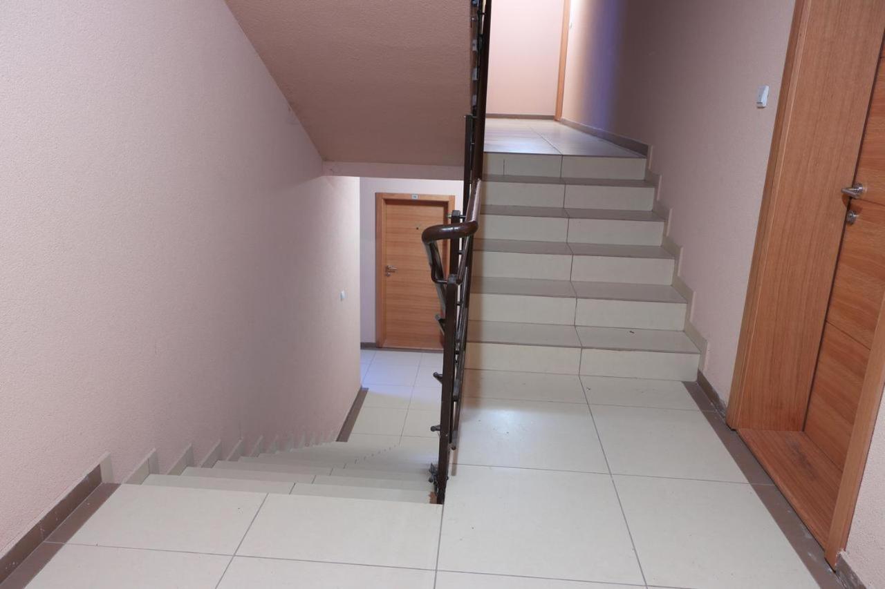 Ema Lux - Zgrada Panorama Apartment Soko Banja Bagian luar foto