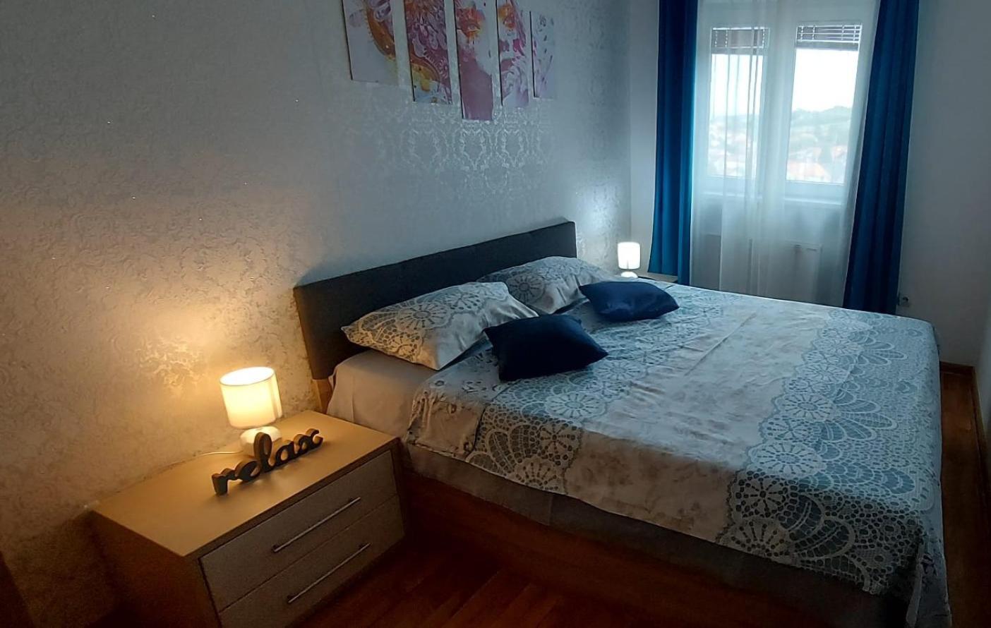 Ema Lux - Zgrada Panorama Apartment Soko Banja Bagian luar foto
